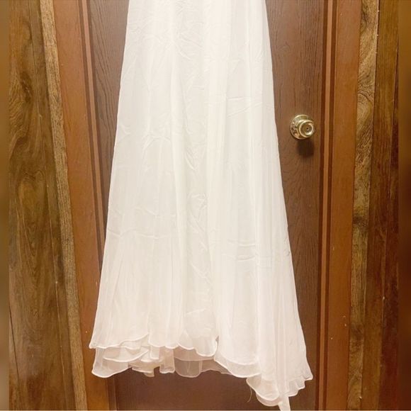 IEENA FOR MAC DUGGAL PLUNGE OSTRICH FEATHER A LINE GOWN IN SIZE 0 - Picture 5 of 12